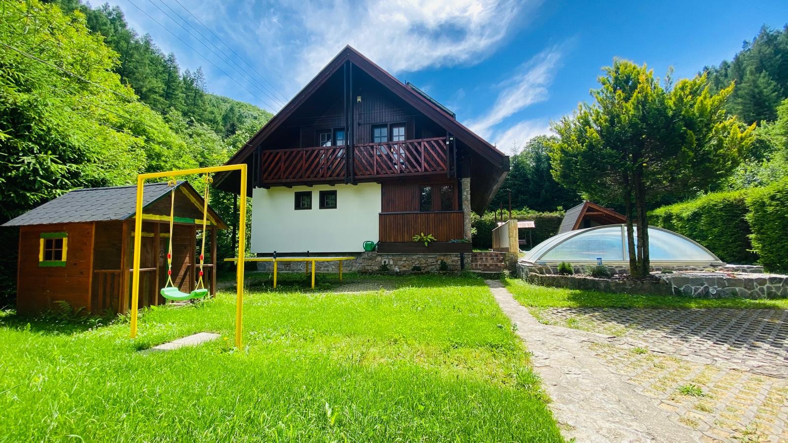 Chata u Jeleňa — CHATA v obci Belá