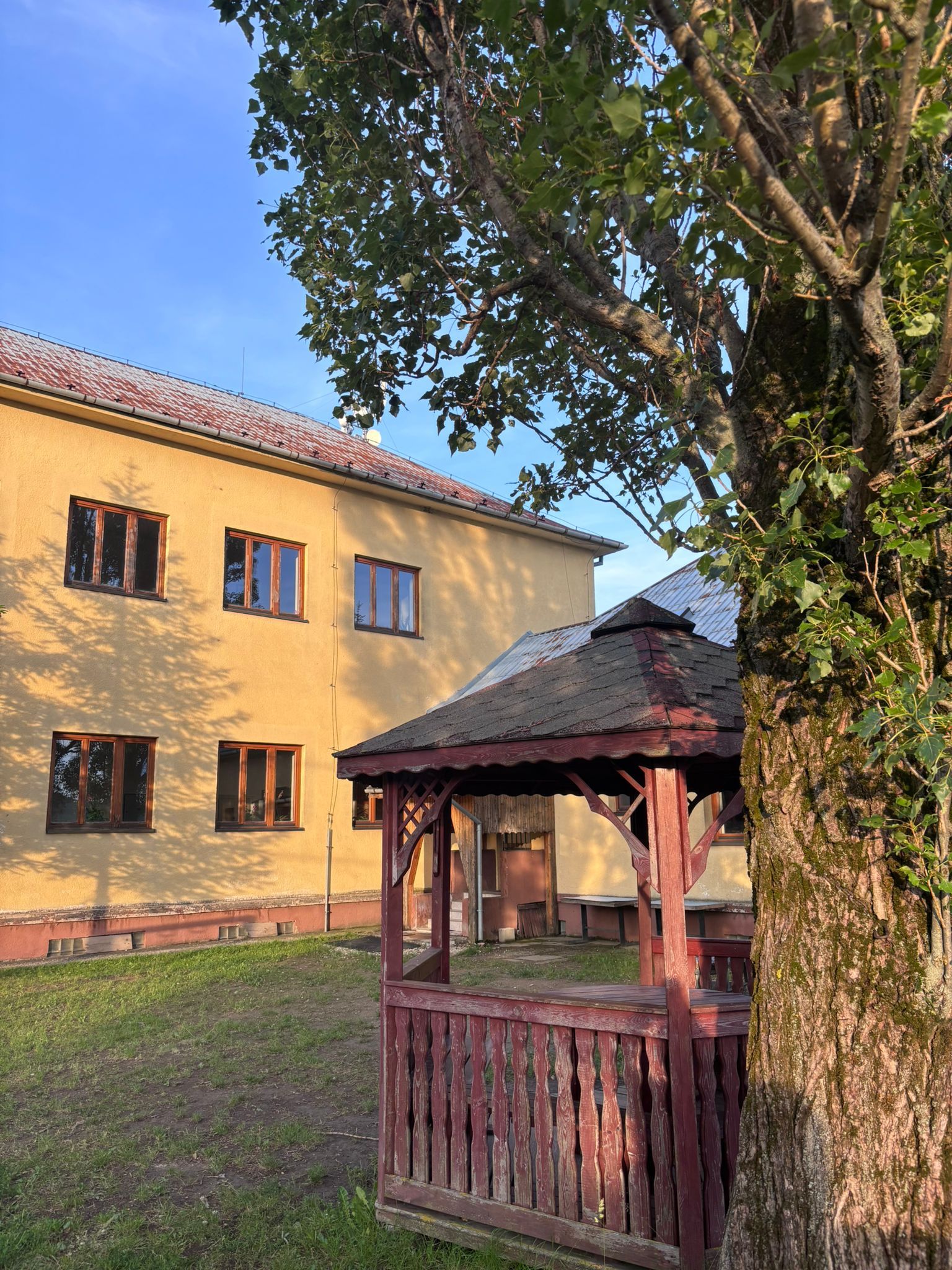 Rekreačko Hrubá Strana — CHATA v obci Bzince pod Javorinou