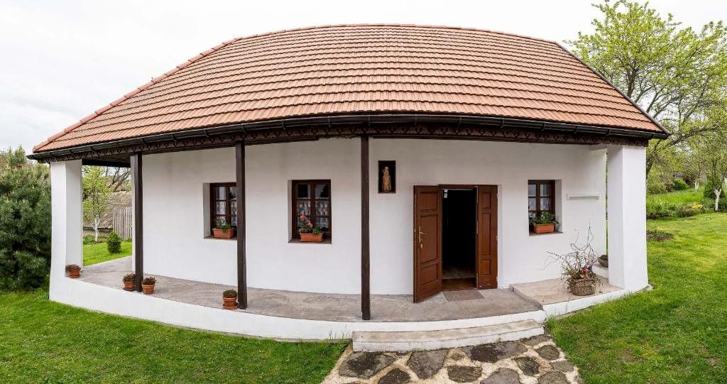 Ubytovanie na včelej farme — CHATA w Polichno