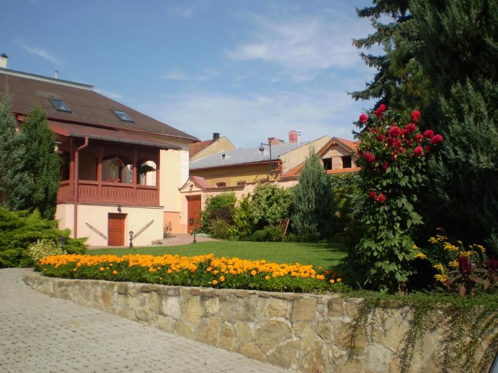 Penzión Rodina — PENZION v obci Levoča