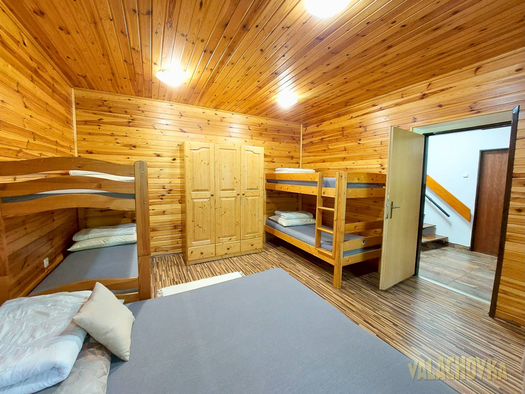 Sechsbettzimmer  - Ferienhaus Valachovka