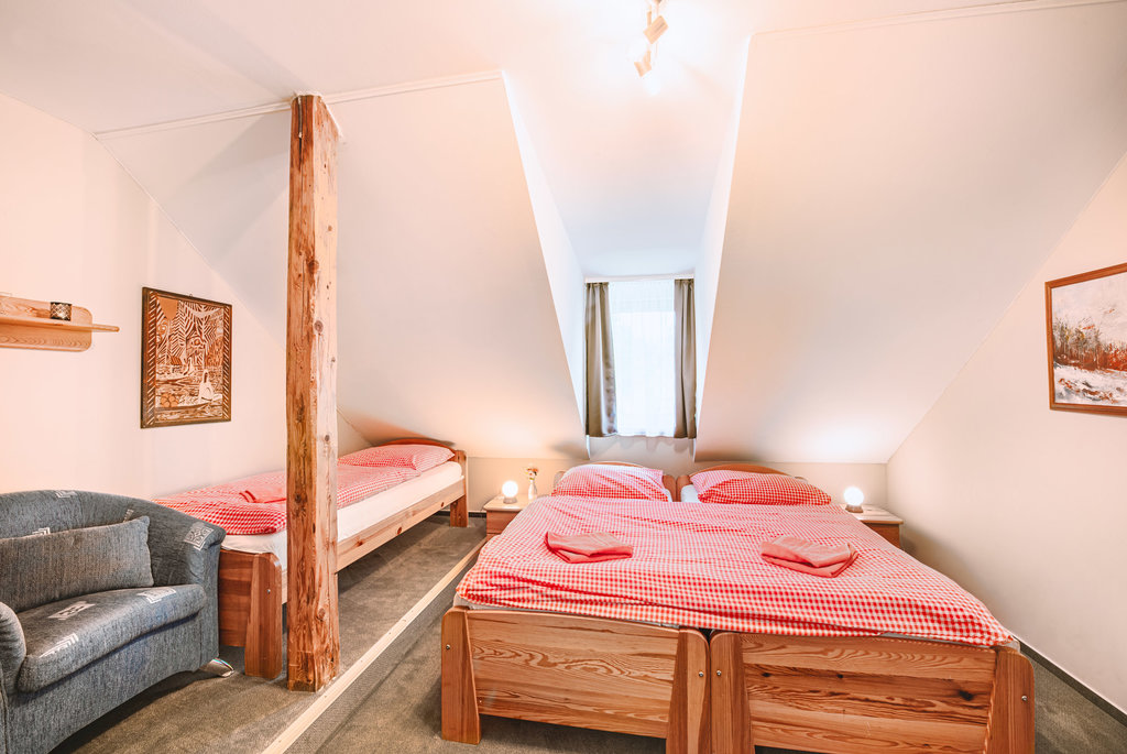 Dreibettzimmer  - Dom pod Horou