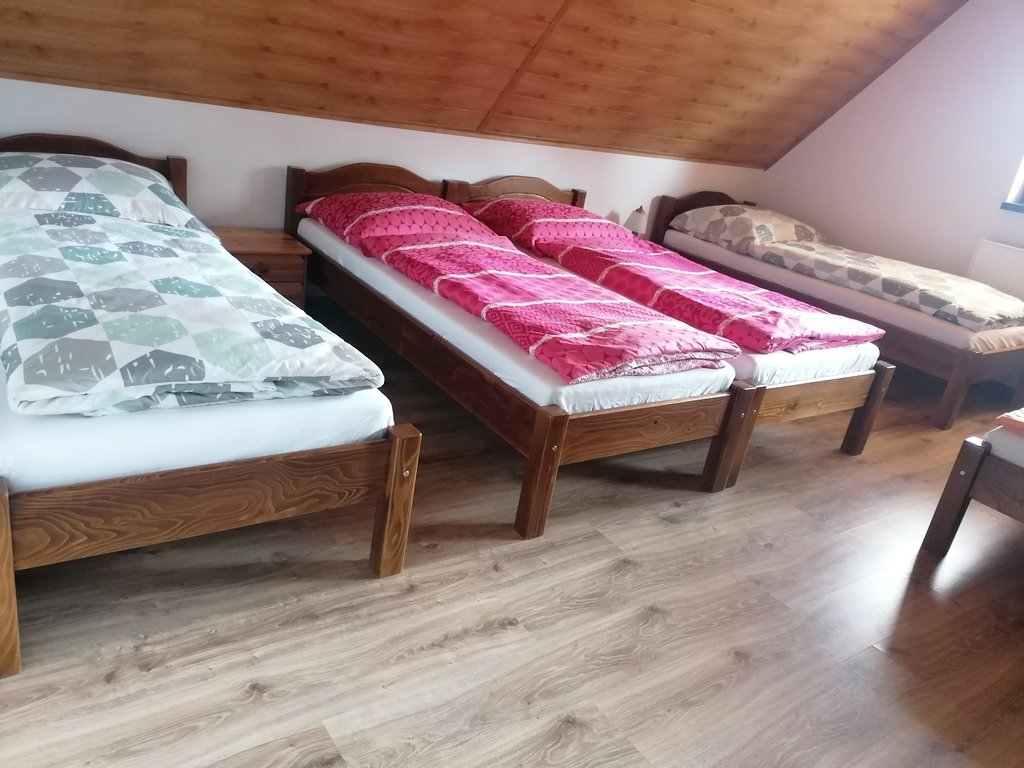 Siebenbettzimmer  - Ferienhaus Jurošik