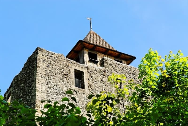 Zřícenina hradu Kamenice