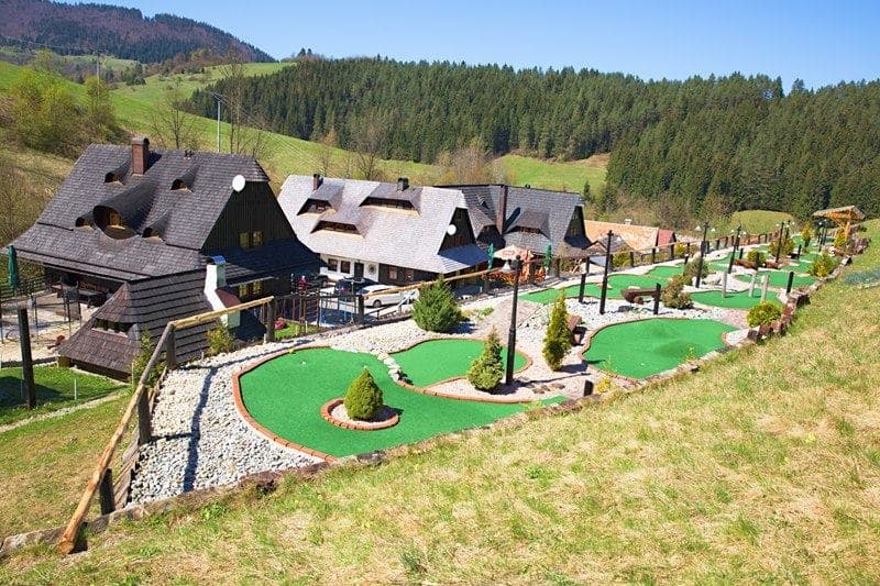 Adventure golf