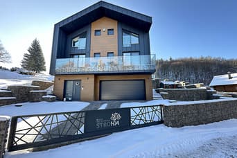 Villa pri rybníku STROHM im Winter