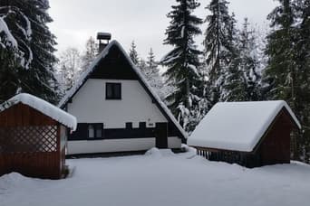 Cottage Studnička in the winter