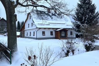 Cottage Šanov in the winter