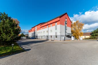 Herberge Dorm Residences Stupava im Winter