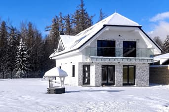 Villa White Stone v zime