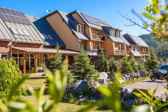 Hotel Osrblie im Sommer