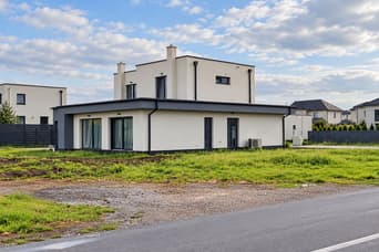 Zemira House