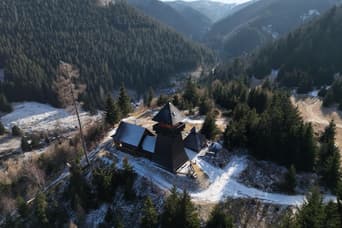 Horská chata Krajčov vrch v zime