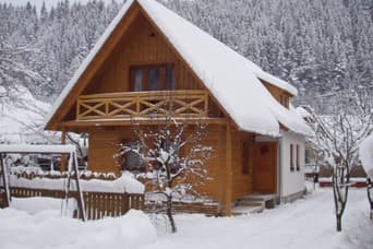 Cottage Bronka in the winter