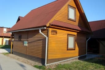 Ferienhaus Katka im Bereich des Schwimmbades Vadaš Štúrovo im Winter