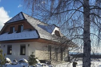 Cottage Home Stará Lesná in the winter