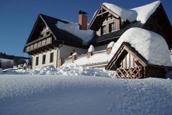 Pension Appartements Aldrov im Winter