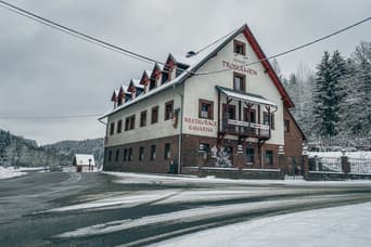 Cottage Trojkámen in the winter