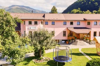 Villa Ďumbierka - B&B, wellness, brewery, ebikes v zime