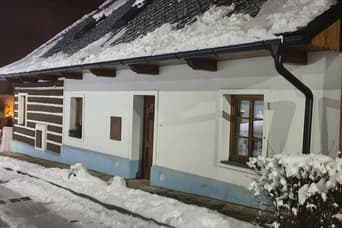 Chalupa u Kamnáře v zime