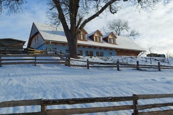 Unterkunft auf einem Familienbauernhof - Pension Hermína im Winter