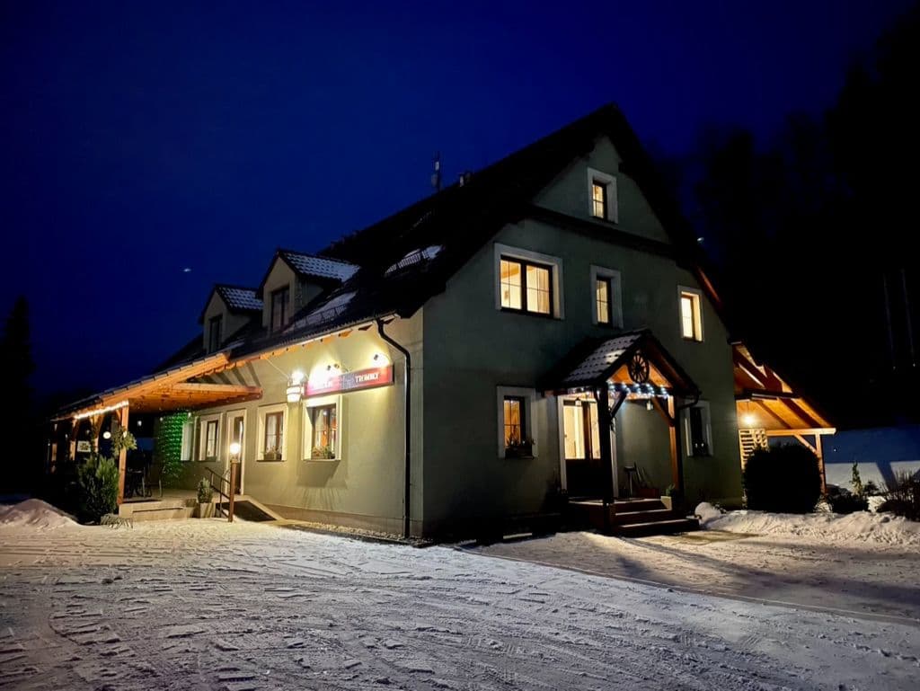 Exterior - Accommodation Trombly
