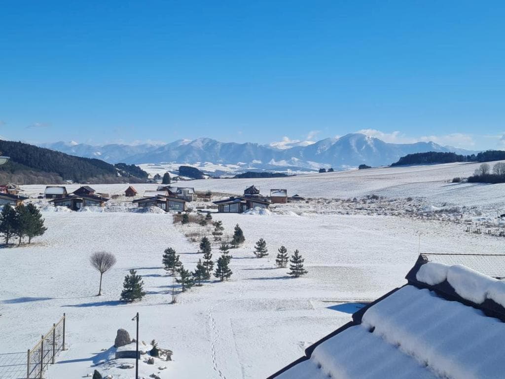 Výhľad na panorámu Veľkej Fatry - Snowland Apartament