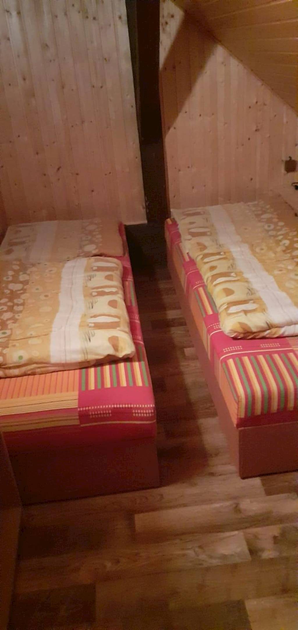 Dvoulůžkový pokoj v podkroví  - Chalupa Pod Návsí