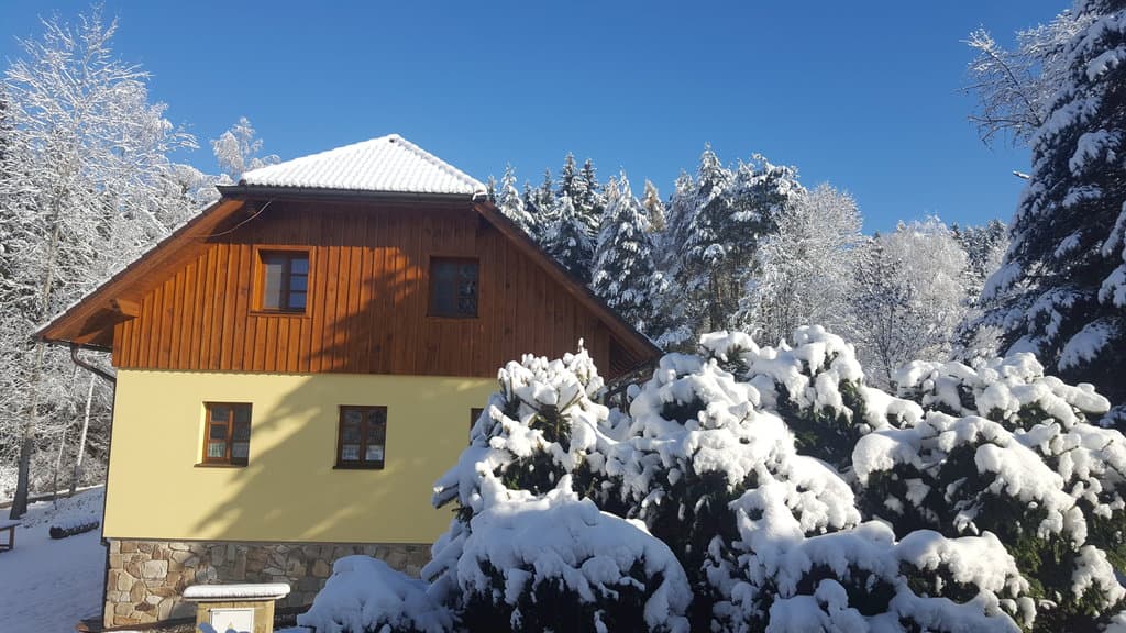 Exteriér - Račovská chalupa