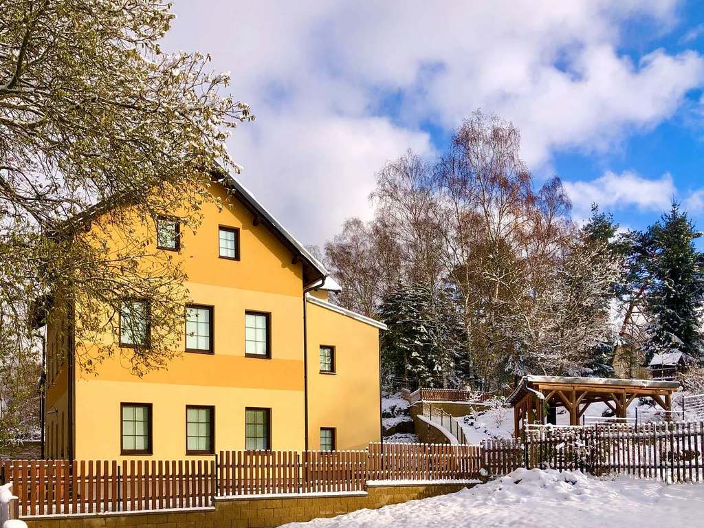 KE TŘEM PRAMENŮM - Ke třem pramenům