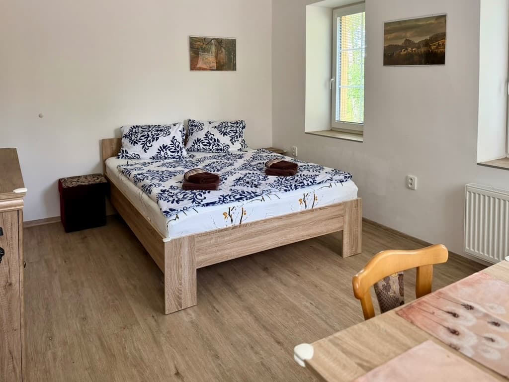 Zweibettzimmer  - Ke třem pramenům