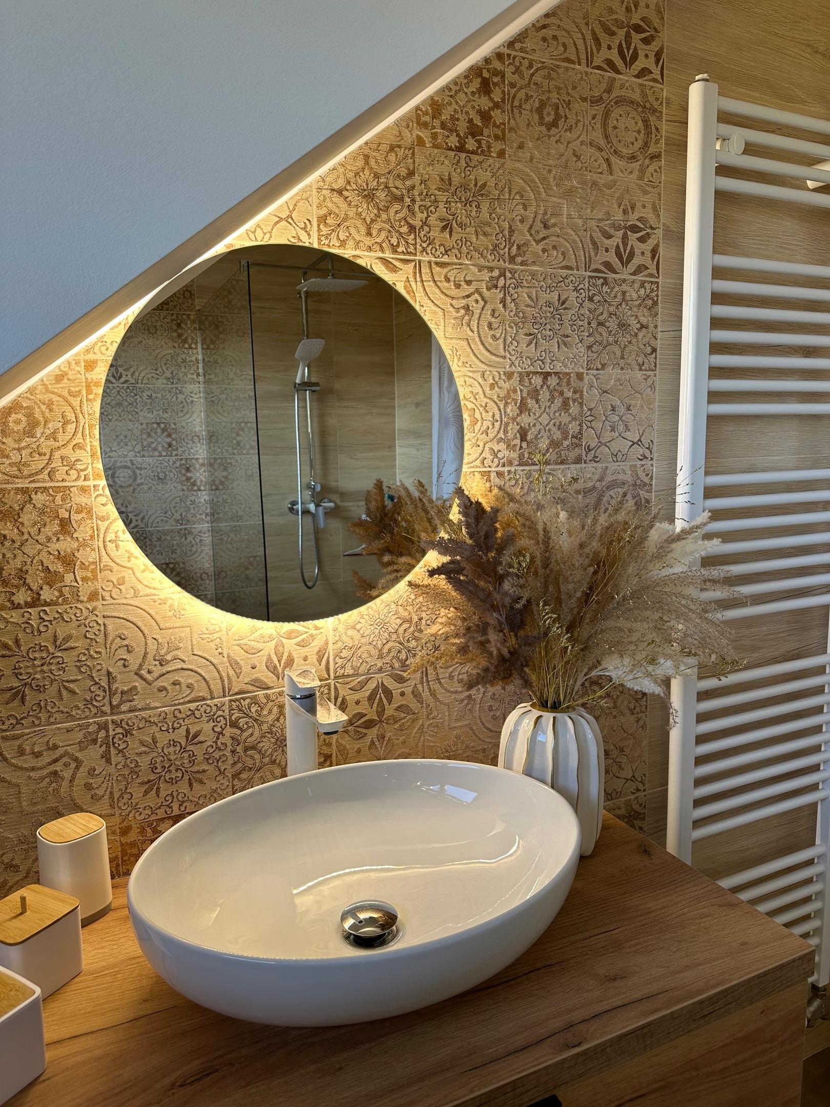 Badezimmer mit Toilette - Drevenica RELAX
