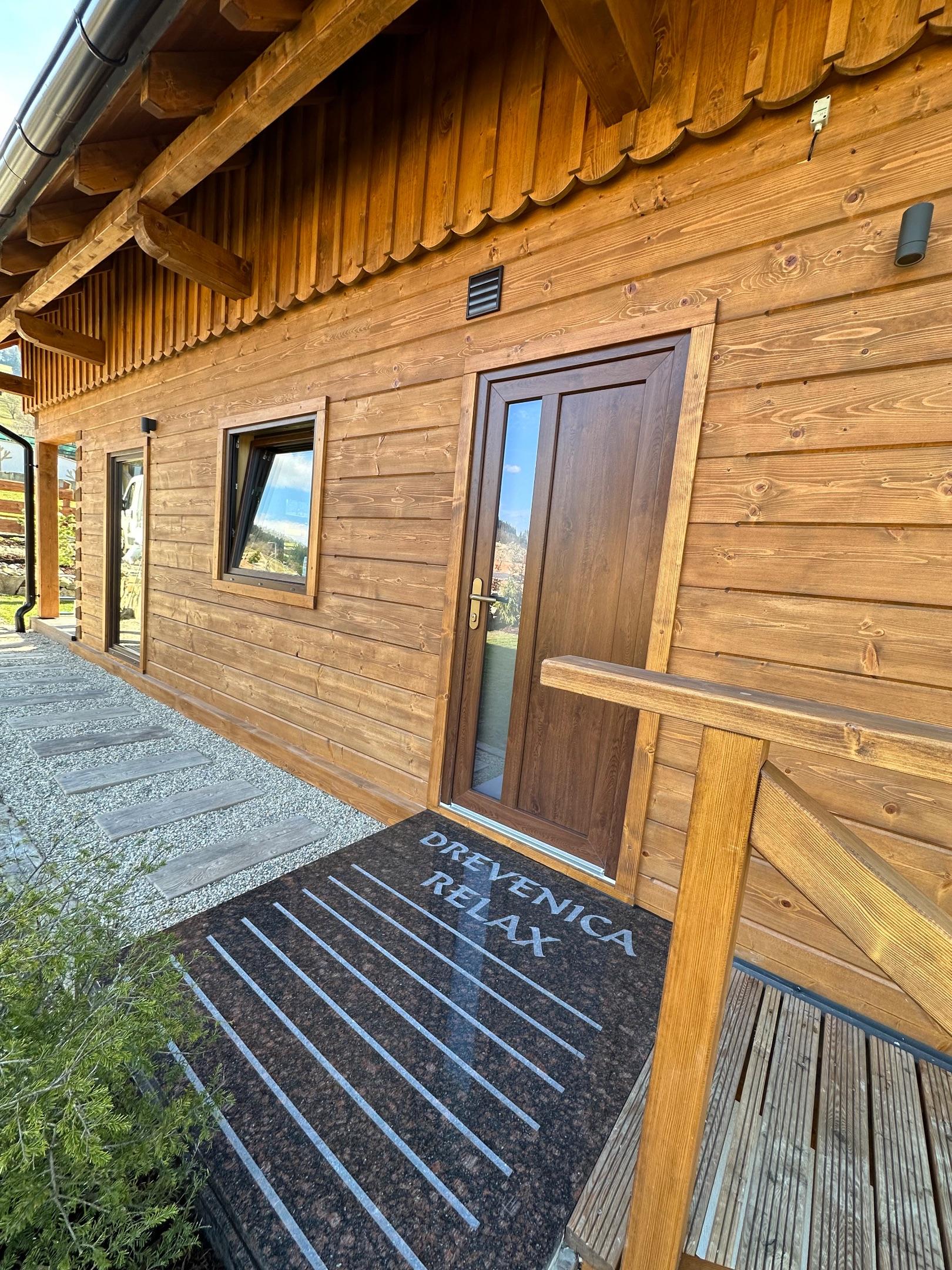 Drevenica RELAX 694215