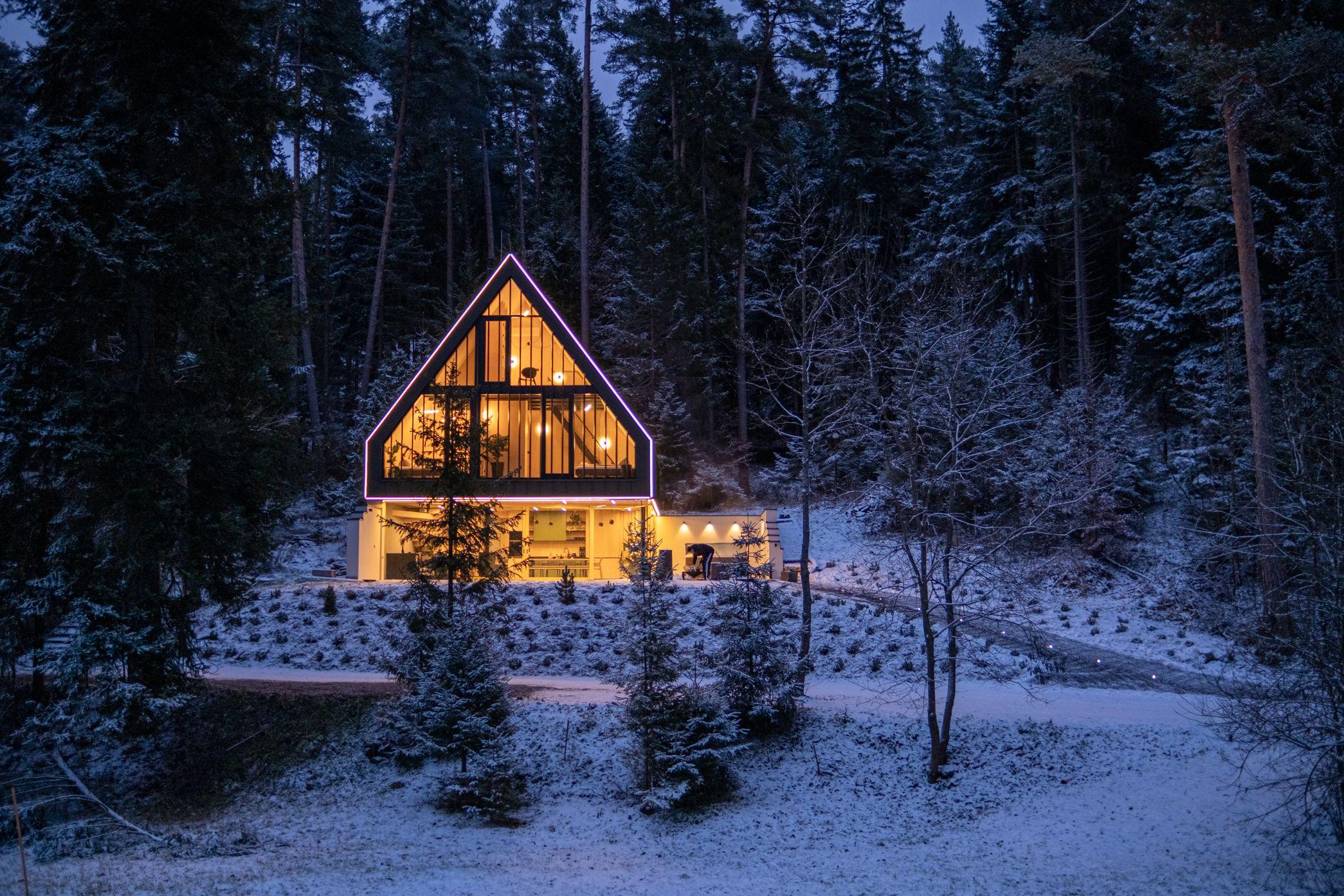 Pine Chalet 757651
