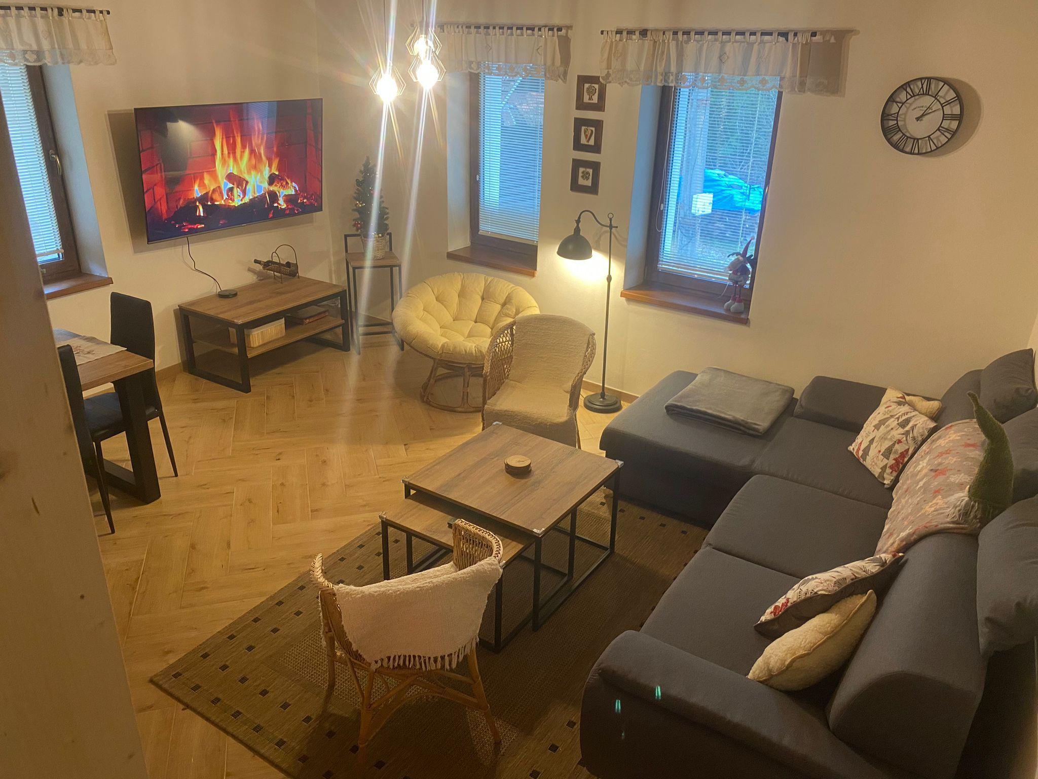 Wohnzimmer - Rodinná chalupa Pribiš