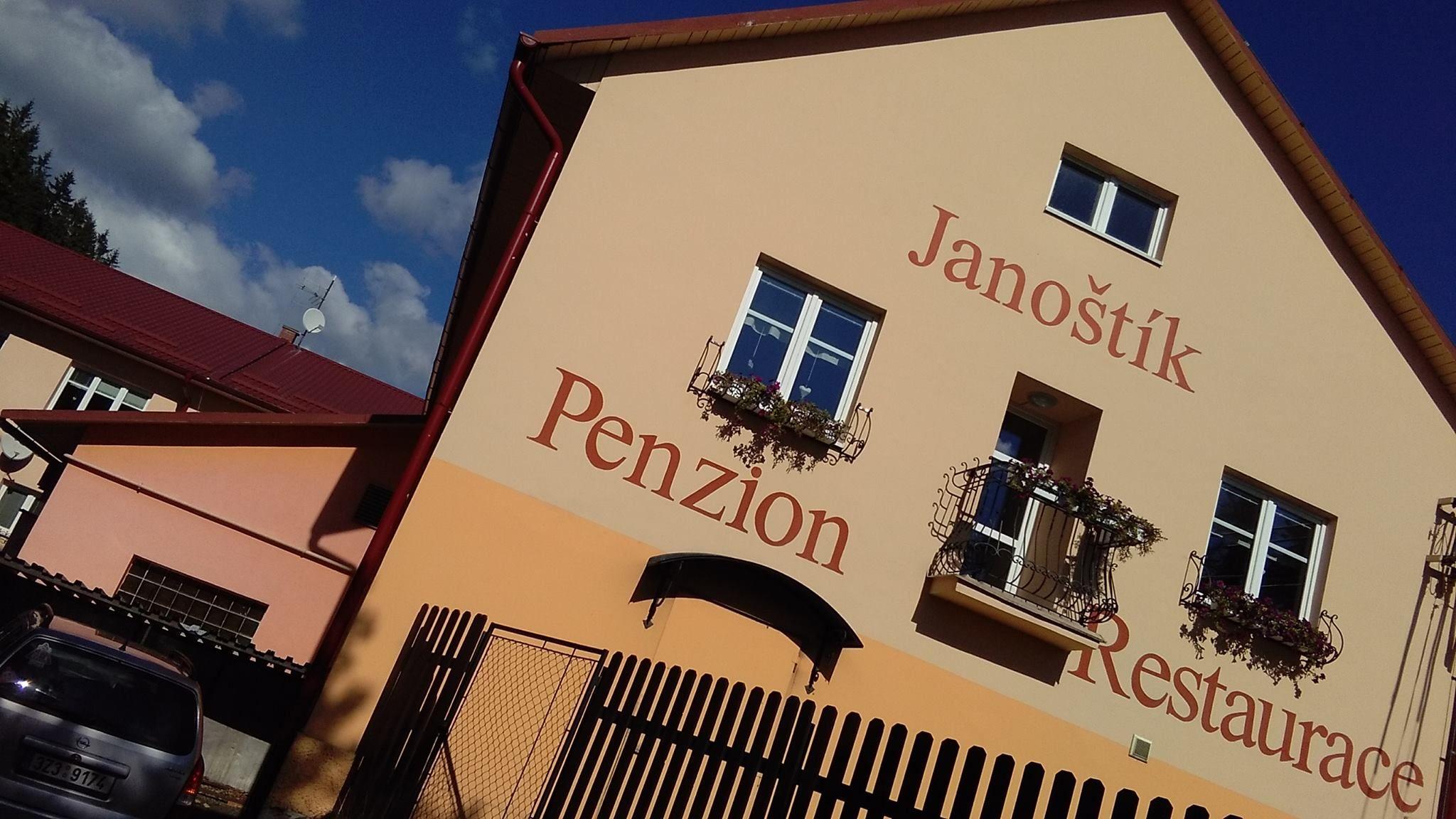 Exteriér - Penzión a reštaurácia Janoštík