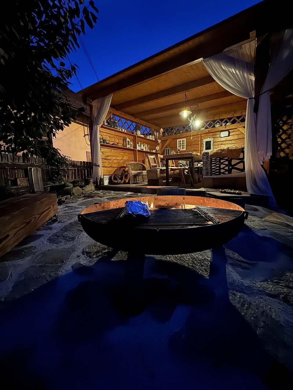 Exteriér - Roubenka Vír