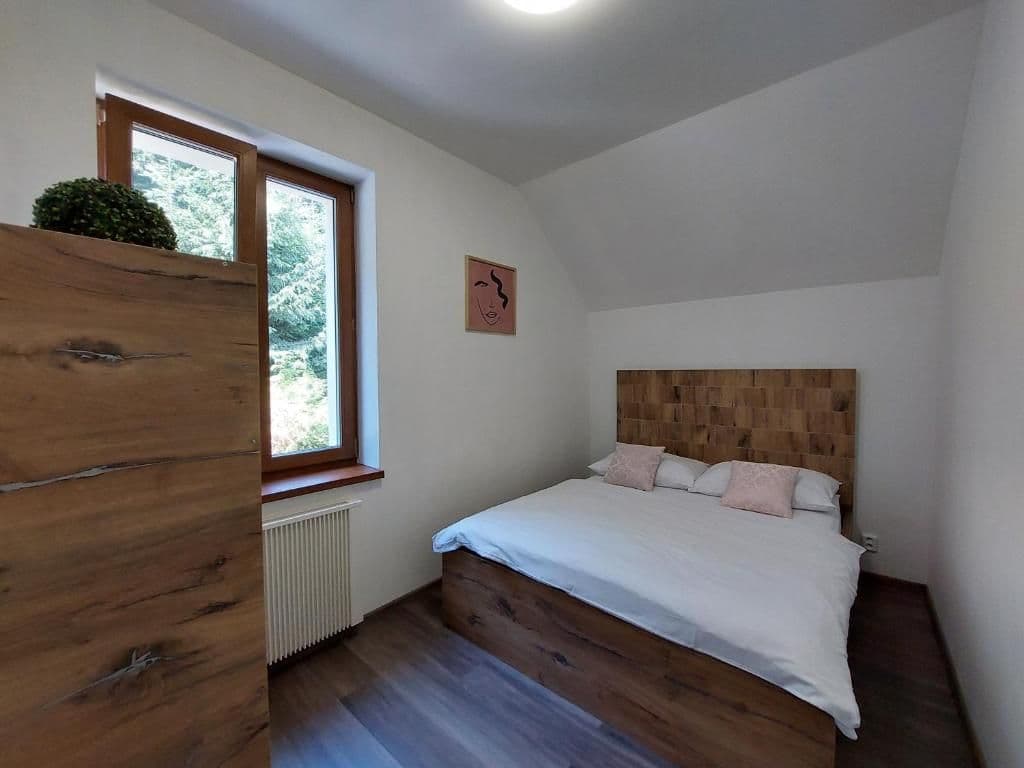 Dvojúrovňový apartmán Mezonetový apartmán s 2 ložnicemi - Rezidence GreenHill