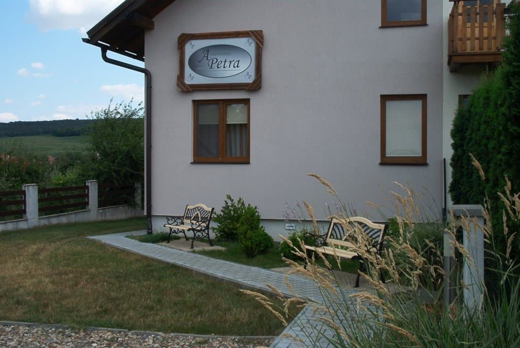 Exteriér - Apartmány Petra