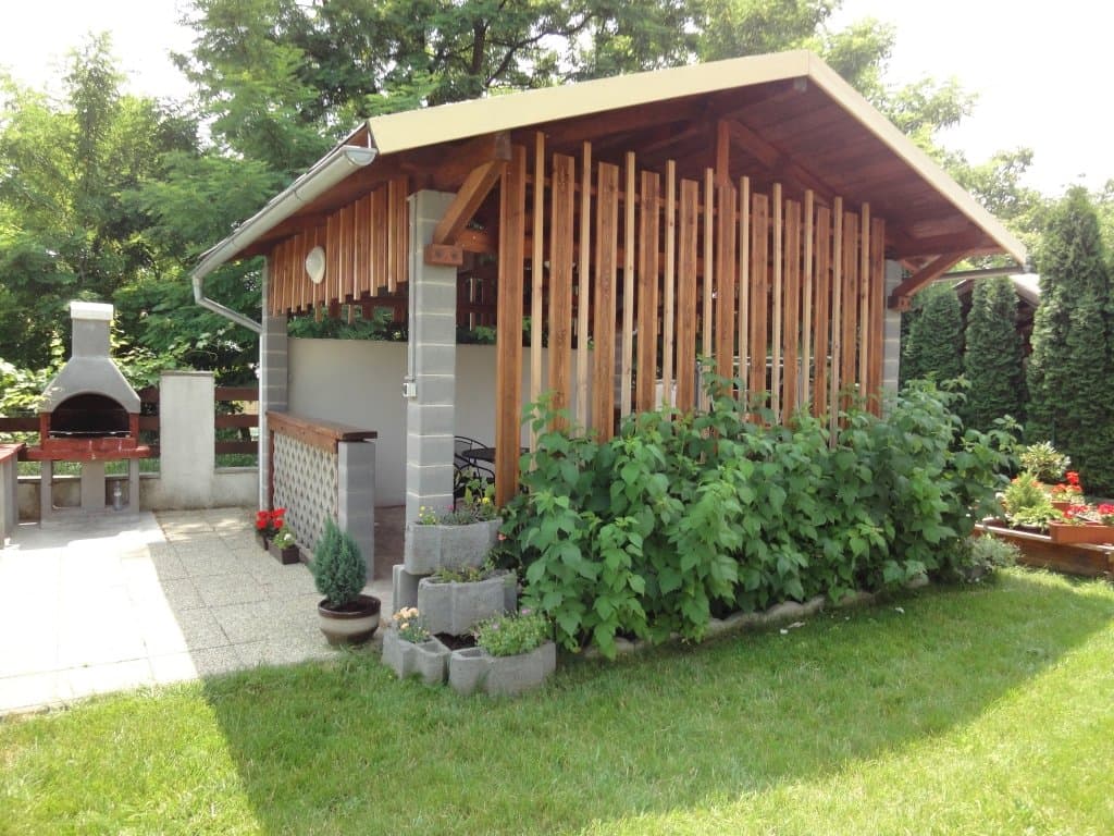 altánok s grilom - Apartmány Petra
