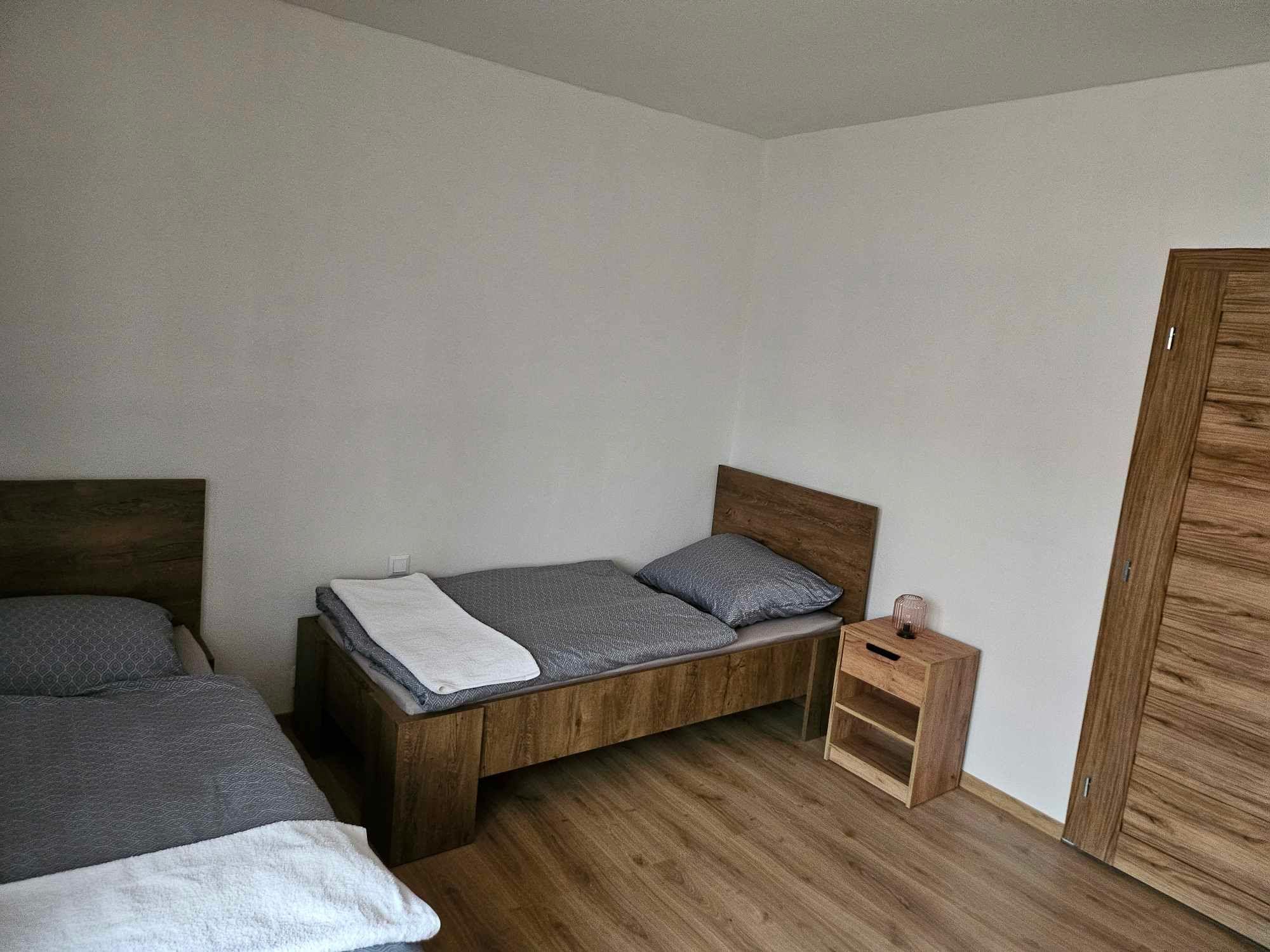 Trojlôžková izba  - Jasmine turistická ubytovňa so soľnou jaskyňou a saunovým svetom