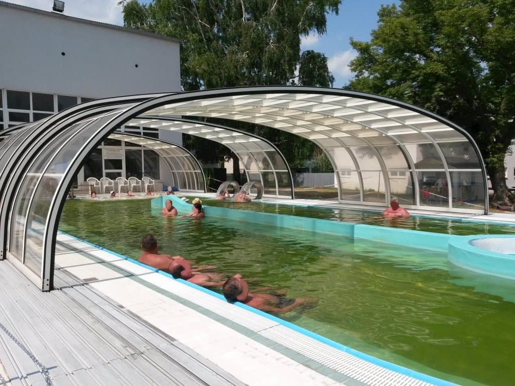 Termálne kúpalisko-5 minút chôdze od objektu - CITY CENTRE APARTMENTS