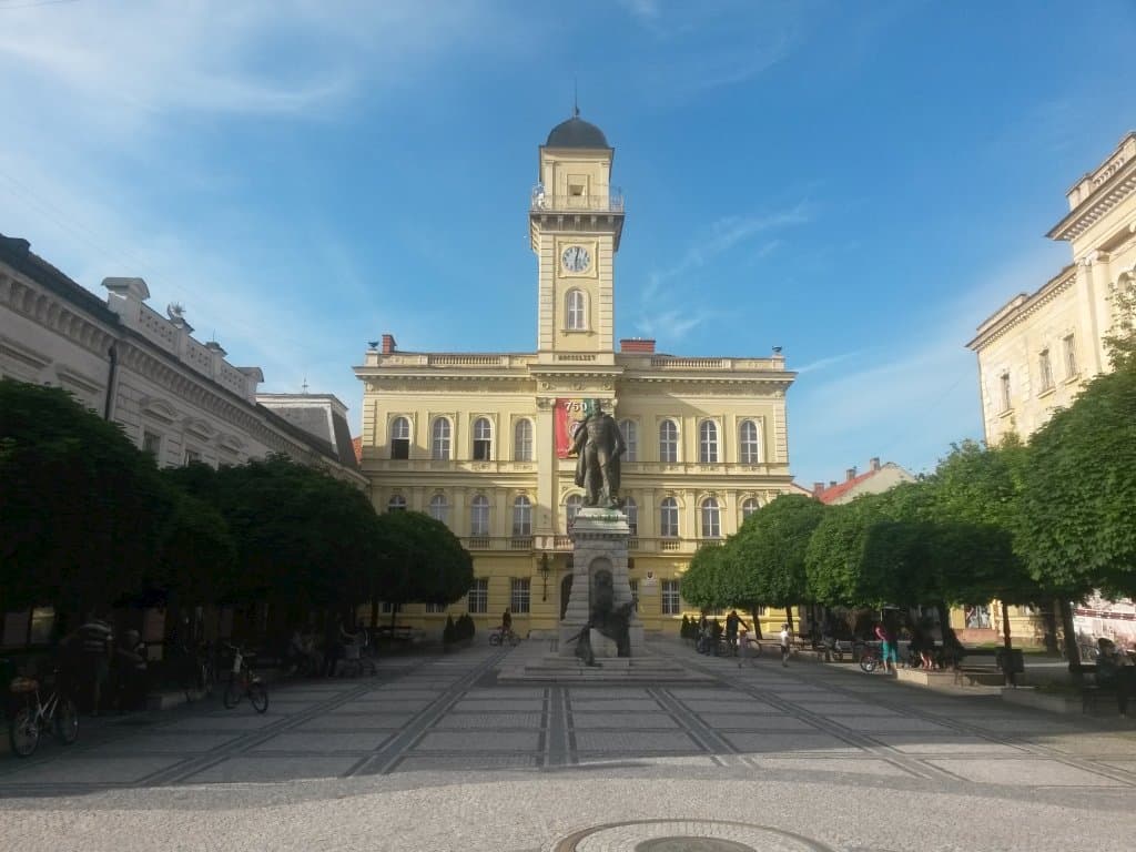 Historické centrum mesta cca 2 minúty od apartmánov - CITY CENTRE APARTMENTS
