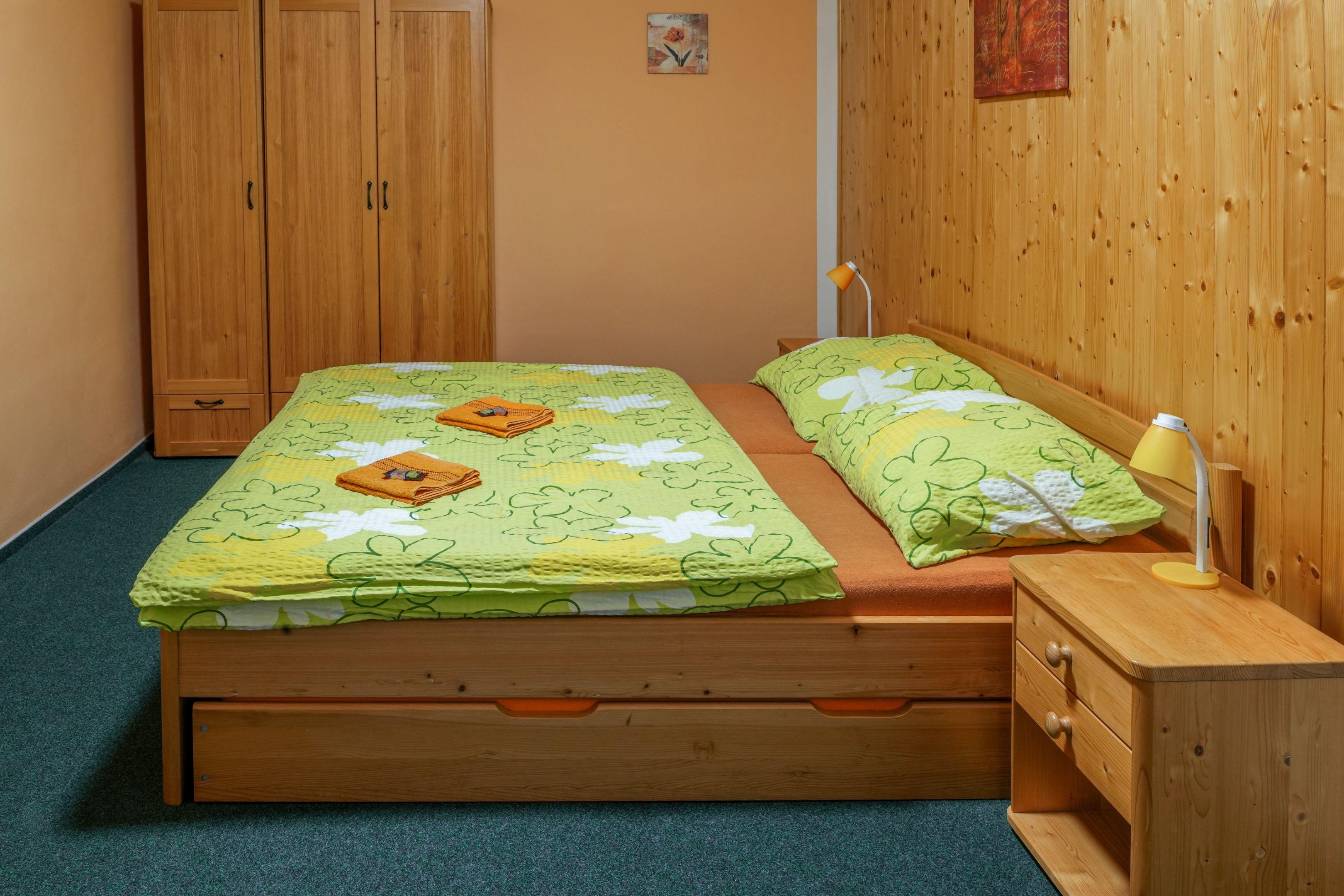 Apartmán s 2 ložnicemi pro 4 - 5 osob  - Penzion Žerotín