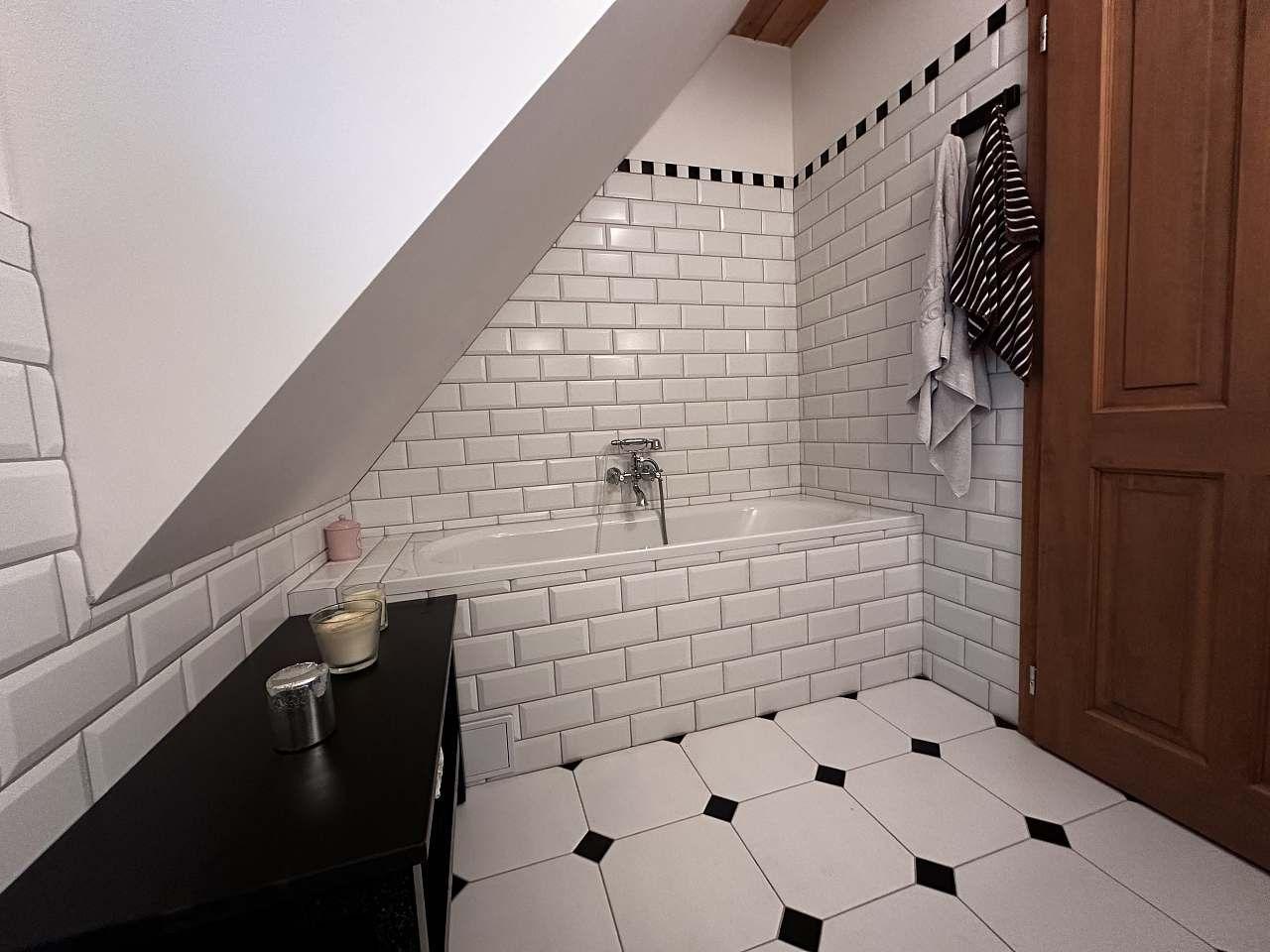 Badezimmer mit Toilette - Landhaus U Pastýře