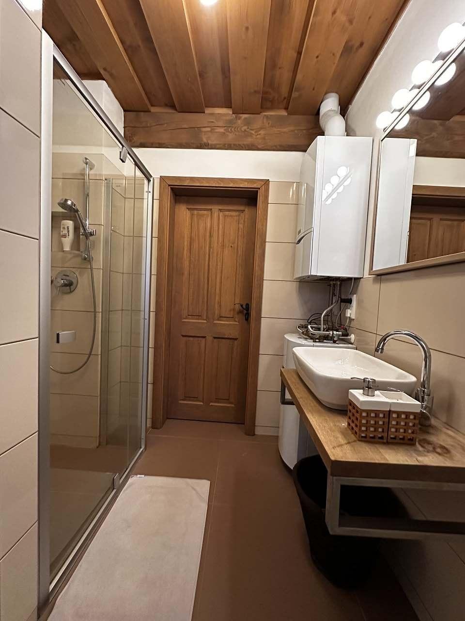 Badezimmer mit Toilette - Landhaus U Pastýře