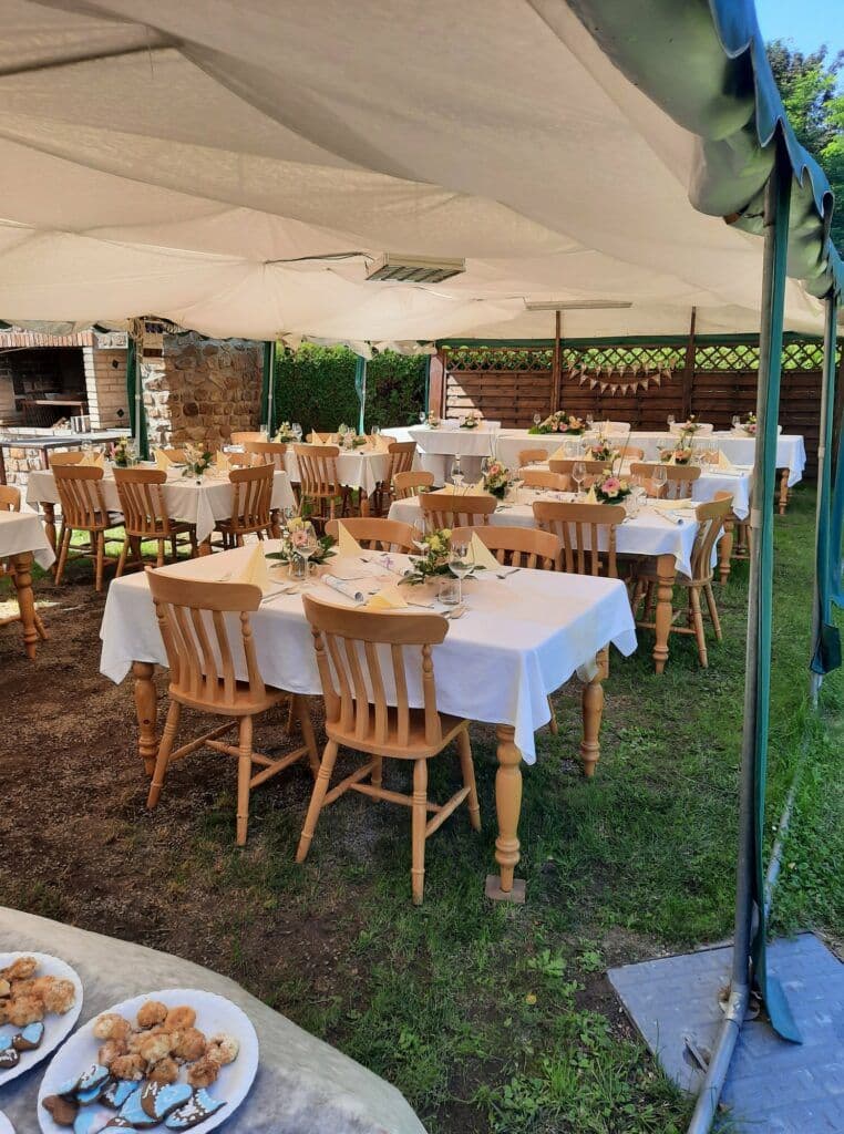 Kültér - Restaurace Penzion Na Poště