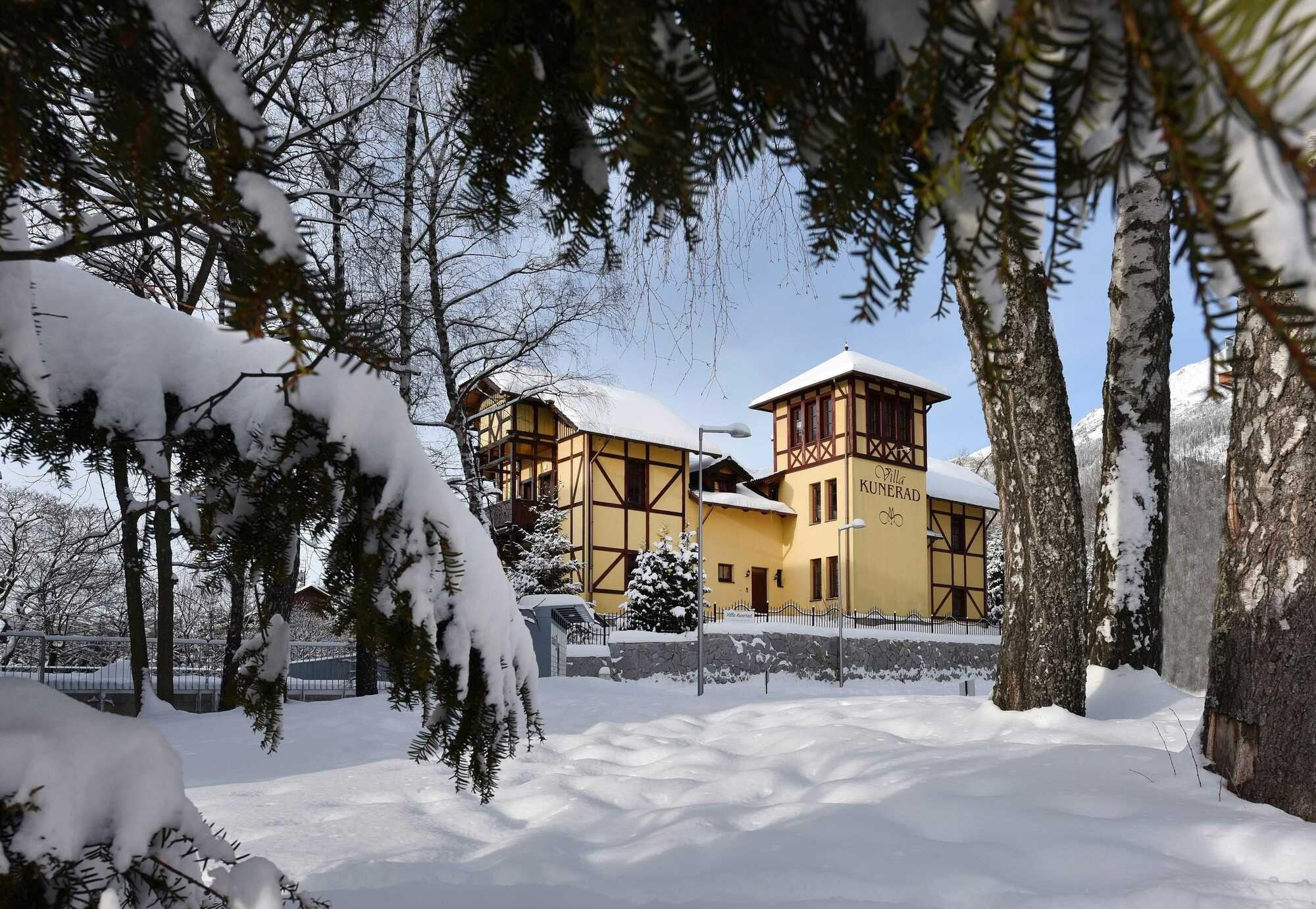 Exteriér - Villa Kunerad