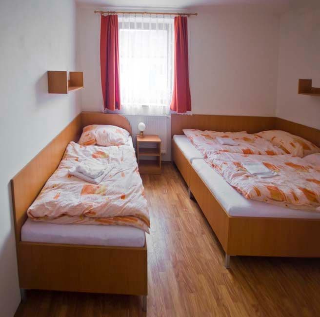 Třílůžkový pokoj  - Vinařství Valovi