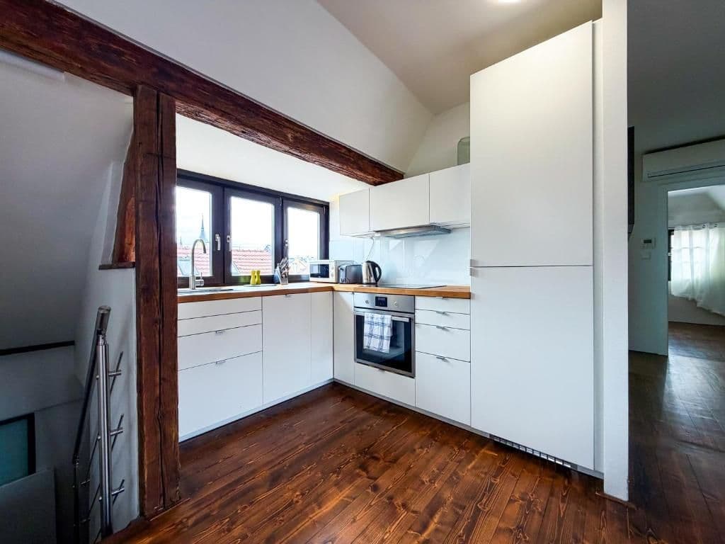Maisonette Ferienwohnung  - Old Town Rooftop Apartment near Charles Bridge
